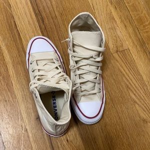 cream converse